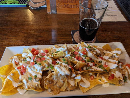 Restaurant «Oak Barrel of Eagle Restaurant and Sports Lounge», reviews and photos, 1065 E Winding Creek Dr, Eagle, ID 83616, USA