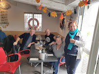 Atmosphère du Bar-restaurant à huîtres LA CABANE à Marseillan - n°7