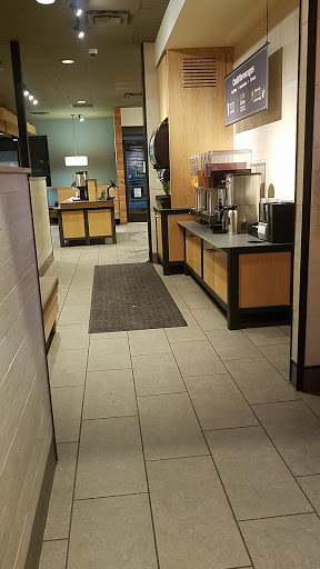 Sandwich Shop «Panera Bread», reviews and photos, 14121 Hall Rd, Shelby Charter Township, MI 48315, USA