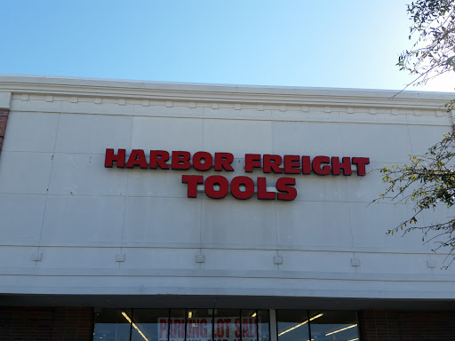 Hardware Store «Harbor Freight Tools», reviews and photos, 3050 N Josey Ln #106, Carrollton, TX 75007, USA