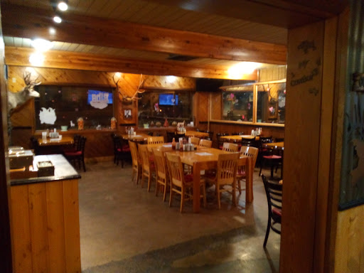 Barbecue Restaurant «Warthog Barbeque Pit», reviews and photos, 4921 20th St E, Fife, WA 98424, USA