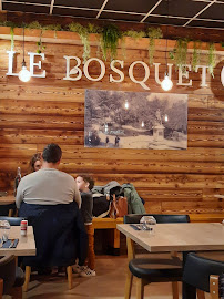 Atmosphère du Restaurant LE BOSQUET à Alès - n°3