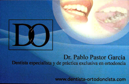 Dentista ortodoncista clinica dental