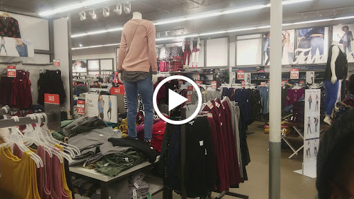 Clothing Store «Old Navy», reviews and photos, 1459 New Britain Ave, West Hartford, CT 06110, USA