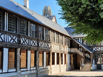 Achat Vente Livres anciens et modernes à Rouen en Normandie à Rouen