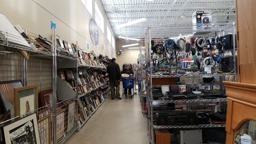 Non-Profit Organization «Goodwill Store & Donation Center», reviews and photos, 351 E Roosevelt Rd, Lombard, IL 60148, USA