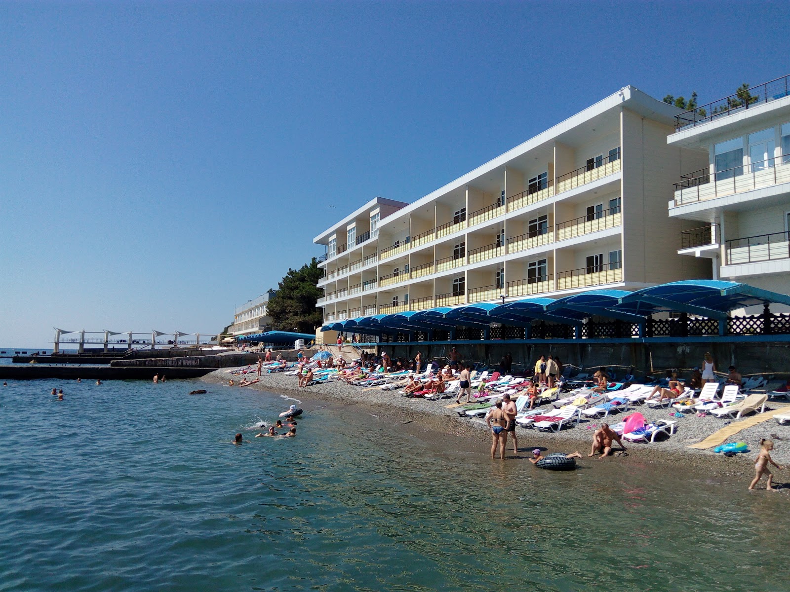 Fotografie cu Ay-Danil beach cu o suprafață de pietricele mici de culoare gri