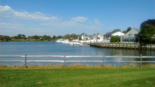 Golf Course «Merrick Golf Course», reviews and photos, 2550 Clubhouse Rd #1, Merrick, NY 11566, USA