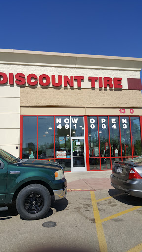 Tire Shop «Discount Tire Store - Austin, TX», reviews and photos, 13000 I-35 #7, Austin, TX 78753, USA