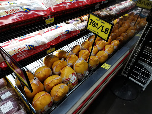 Grocery Store «Grocery Outlet Bargain Market», reviews and photos, 920 Ocean Beach Hwy, Longview, WA 98632, USA