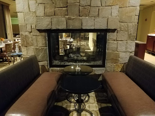 Hotel «DoubleTree by Hilton Hotel Boston - Bedford Glen», reviews and photos, 44 Middlesex Turnpike, Bedford, MA 01730, USA