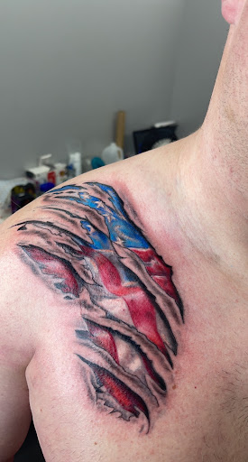 Tattoo Shop «Artistic Body Tattoo», reviews and photos, 467 N Dixie Blvd, Radcliff, KY 40160, USA