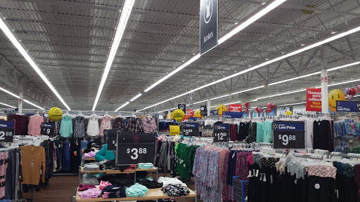 Discount Store «Walmart», reviews and photos, 3133 Main St, Mohegan Lake, NY 10547, USA