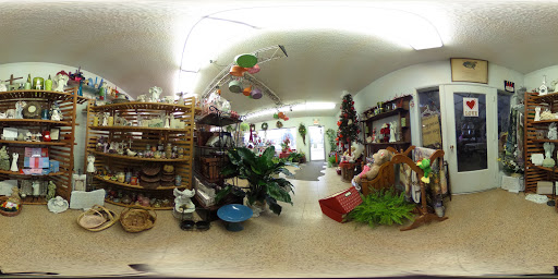 Florist «Lee Winters Florist», reviews and photos, 2352 S Detroit Ave, Maumee, OH 43537, USA
