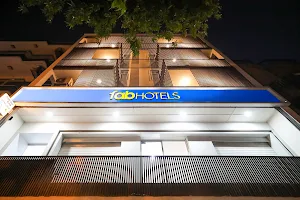 FabHotel La Paz Stay - Hotel in Malviya Nagar, New Delhi image