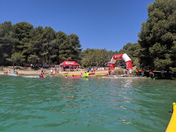 Playa de onda'in fotoğrafı düz bir kıyı şeridi ile birlikte