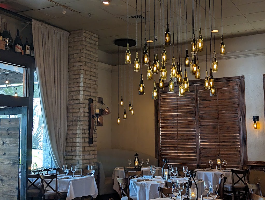 Café Chardonnay 33418