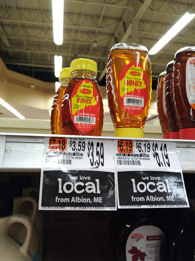 Grocery Store «Hannaford Supermarket», reviews and photos, 220 Washington St, Claremont, NH 03743, USA