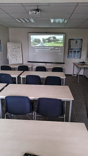 Auto-École Ecl à Mont-de-Marsan, Landes