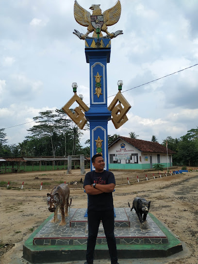 TUGU GARUDA SUKARAME