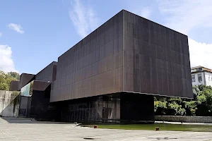 Centro Internacional das Artes José de Guimarães image