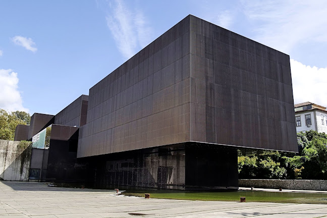Centro Internacional das Artes José de Guimarães - Guimarães