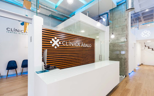 Clinica Abalo en Cádiz