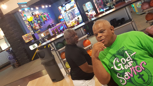 Bowling Alley «Junction Lanes Family Entertainment Center», reviews and photos, 141 Newnan Station Dr, Newnan, GA 30265, USA