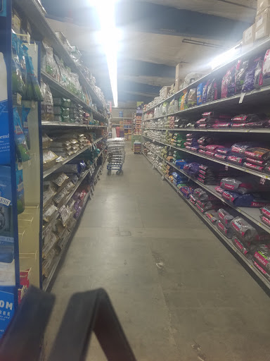 Pet Store «Pet Club South San Francisco», reviews and photos, 1 Chestnut Ave, South San Francisco, CA 94080, USA