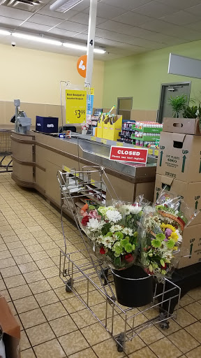 Supermarket «ALDI», reviews and photos, 107 S Memorial Dr, New Castle, IN 47362, USA