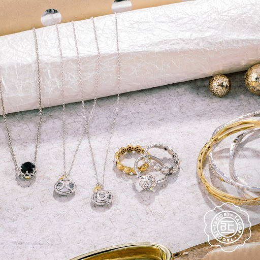 Jewelry Store «Nasr Bros Jewelers Fairview», reviews and photos, 199 Town Pl, Fairview, TX 75069, USA