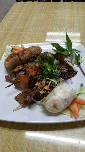 Vietnamese Restaurant «Pho 92 Vietnamese Cuisine», reviews and photos, 300 Village Center Dr, Woodstock, GA 30188, USA