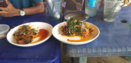 Lady feed fine (industrial bole), Nigeria, Restaurant, state Rivers