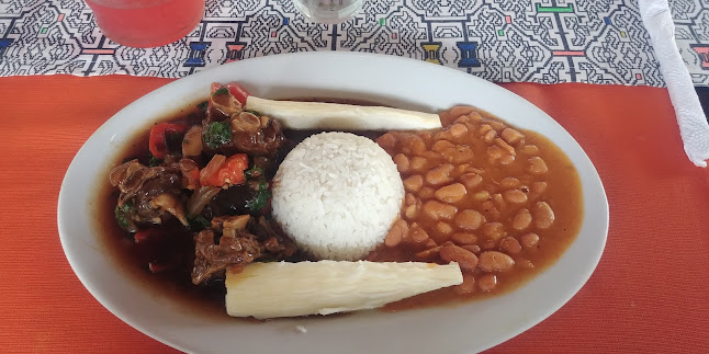 Opiniones de Sombrero de Paja en Iquitos - Restaurante