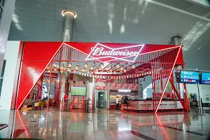 Budweiser Bar image