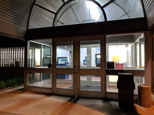 Post Office «United States Postal Service», reviews and photos, 511 Olde Towne Rd, Rochester, MI 48308, USA