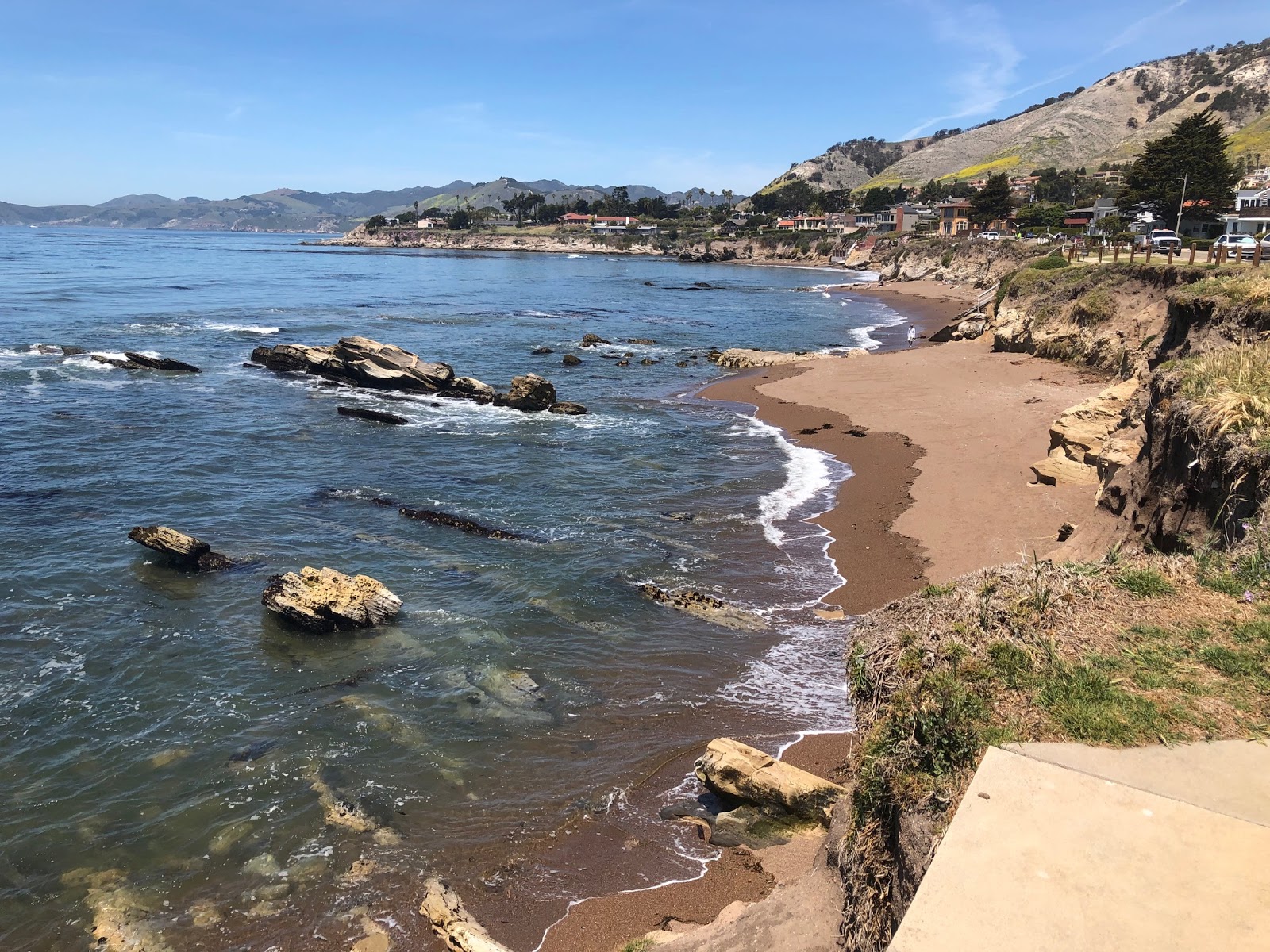 Vista Del Mar Beach (Shell Beach, California) on the map with photos and reviews🏖️