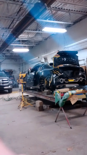 Auto Body Shop «VSP Body Shop», reviews and photos, 1391 Fields Ave, Columbus, OH 43211, USA