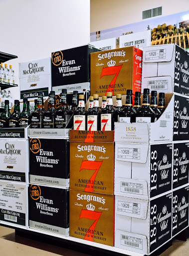 Wine Store «Heights Beer & Wine Emporium», reviews and photos, 69 NJ-17, Hasbrouck Heights, NJ 07604, USA