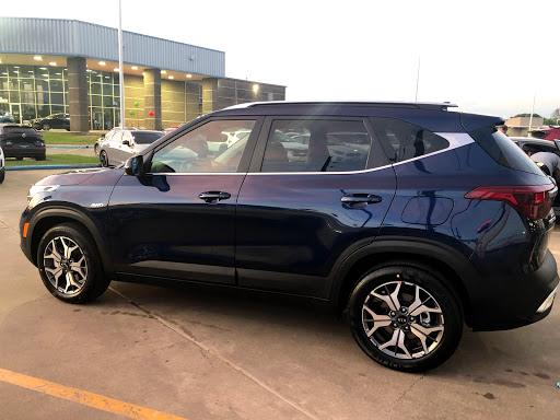 Car Dealer «Joe Myers Kia», reviews and photos, 16484 Northwest Fwy, Houston, TX 77040, USA