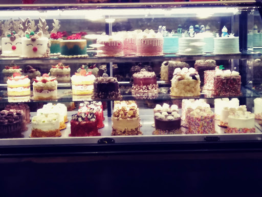 Shopping Mall «The Gallery at Westbury Plaza», reviews and photos, 900 Old Country Rd, Garden City, NY 11530, USA