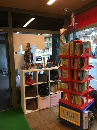 Secondhand Shop Rock + Co. Buch Shop Ägeri - Geschäft