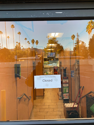 Convenience Store «7-Eleven», reviews and photos, 1661 E Colorado Blvd, Pasadena, CA 91106, USA