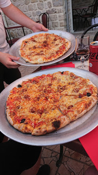 Plats et boissons du Pizzeria La Pizz' à Lino à Marseille - n°8