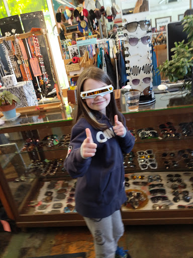 Thrift Store «Dumpster Values», reviews and photos, 302 4th Ave E, Olympia, WA 98501, USA