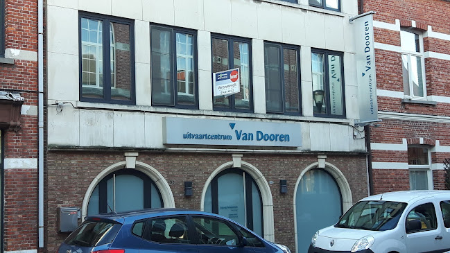 Uitvaartzorg Van Dooren - Claessen - Namen