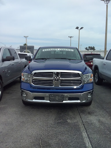 Car Dealer «Boniface-Hiers Chrysler Dodge Jeep», reviews and photos, 1775 E Merritt Island Causeway, Merritt Island, FL 32952, USA