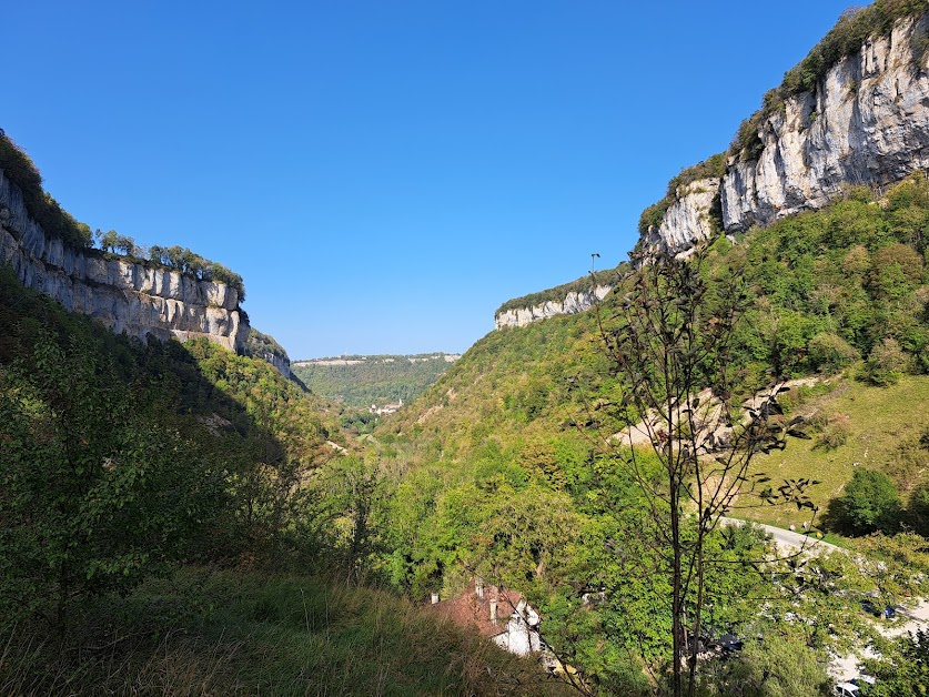 Baume les messieurs à Baume-les-Messieurs (Jura 39)