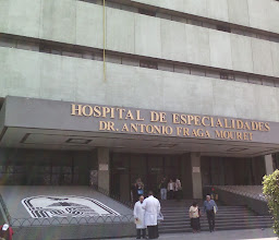 Hospital La Raza Puerta 4 photo