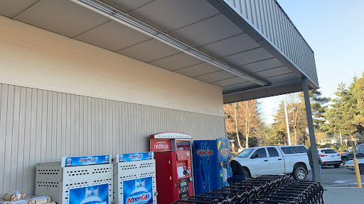 Grocery Store «Safeway», reviews and photos, 401 E Columbia River Hwy, Clatskanie, OR 97016, USA